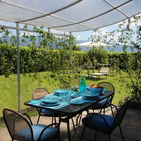 Casa Vacanze Burcinella Apartamento *
